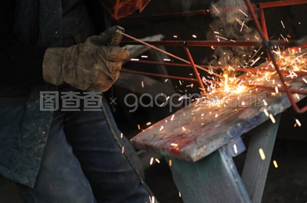 焊缝与焊机 金属连接的艺术与科学
